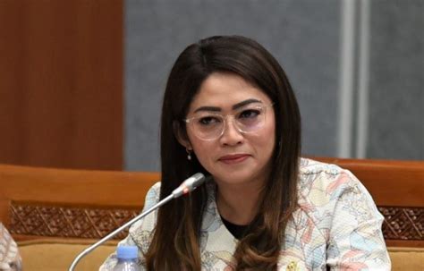 Eva Rataba Dorong Pemerintah Pantau Biaya Ukt Politeknik Pariwisata