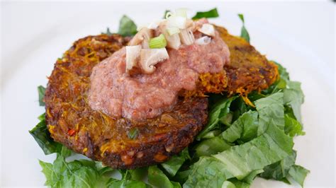 Pumpkin Burger Recipe With Mushroom Sauce - Fully Raw, Vegan