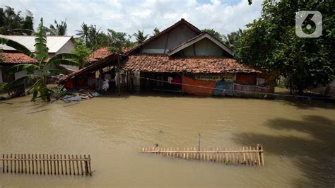 Perumahan Di Bekasi Dikepung Banjir Hingga Satu Meter News Liputan