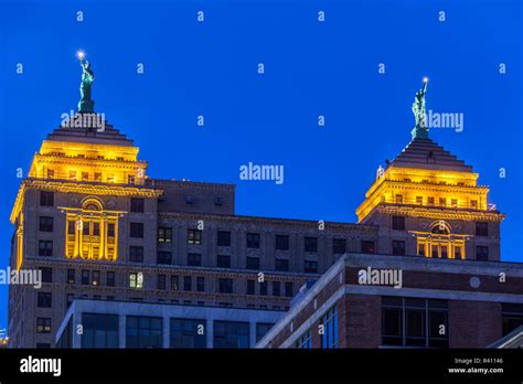 Usa Western New York Buffalo Liberty Building 1925 Stock Photo Alamy