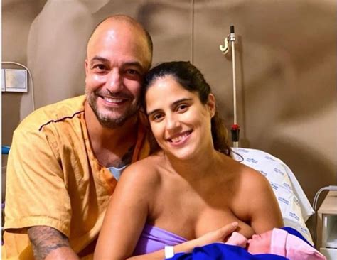 Camilla Camargo dá à luz sua segunda filha Julia Quem QUEM News