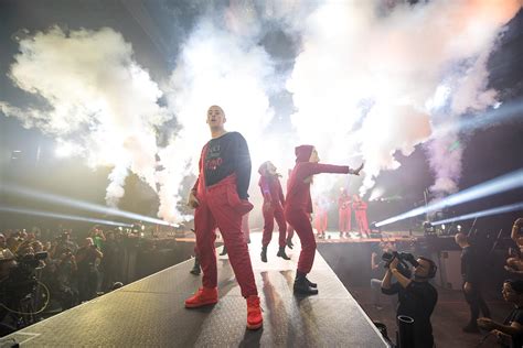 Bad Bunny Hace Historia En Puerto Rico Wow La Revista