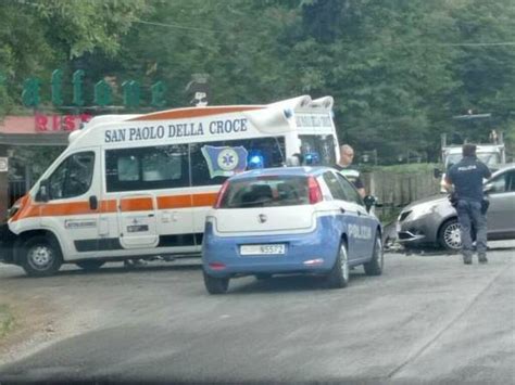 Velletri Incidente Stradale Al Curvone Rallentamenti Su Via Dei Laghi