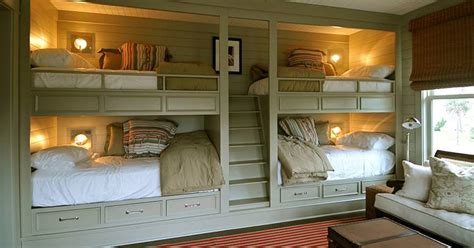 Замечательные кровати и спальни для больших семей и крохотных пространств