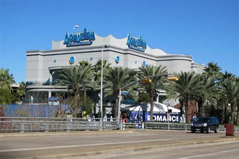 Tickets, Prices & Discounts - Downtown Aquarium (Houston)