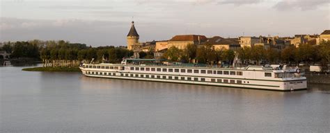 Cruceros Fluviales CrosisiEurope por el Garona y el Dordoña