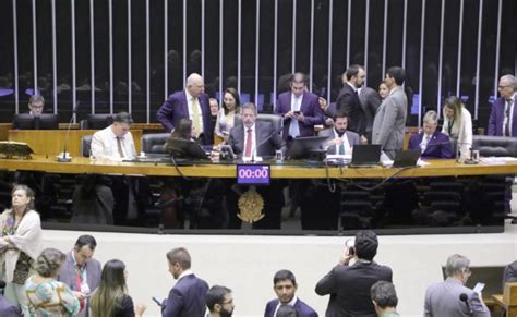 Pec Da Anistia Aprovada Em Segundo Turno Na C Mara E Segue Para O