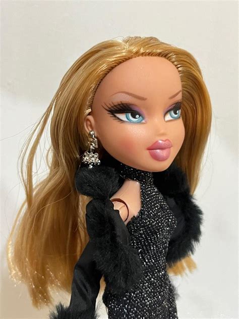 Bratz Fashion Show Cloe Doll, Hobbies & Toys, Toys & Games on Carousell