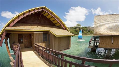 8 bungalows sobre agua más baratos que Bora Bora Planifica tu viaje