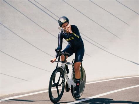 Record Dell Ora Nel Ciclismo Bussi Prima Donna Oltre 50 Km H