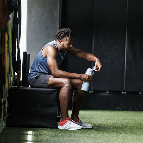 How to Do the Pallof Press: This PT-Designed Move Will Supercharge Your