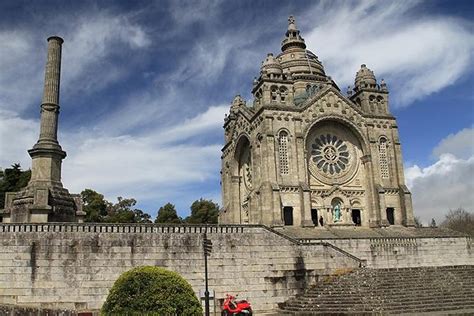 Private Tour To Alto Minho Viana Do Castelo Ponte De Lima And