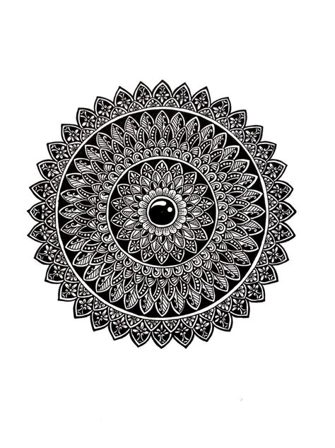 Black and white mandala - handmade Drawing by Akhshayaa Gunasekaran ...