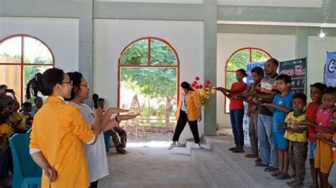 Tim Dosen Fkkh Undana Sosialisasi Dan Edukasi Warga Desa Kualin Tts