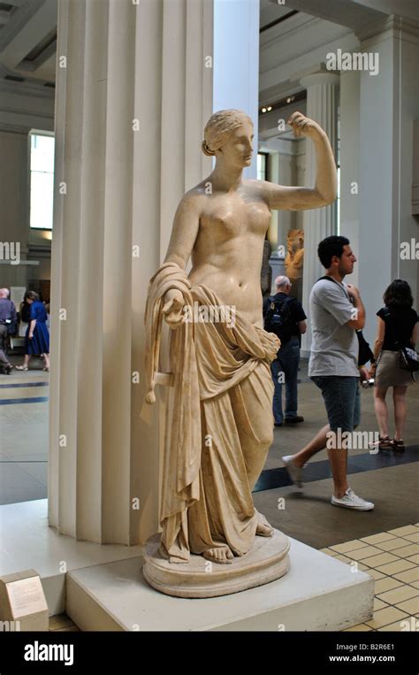 Sculpture Of Venus British Museum London Stock Photo Alamy