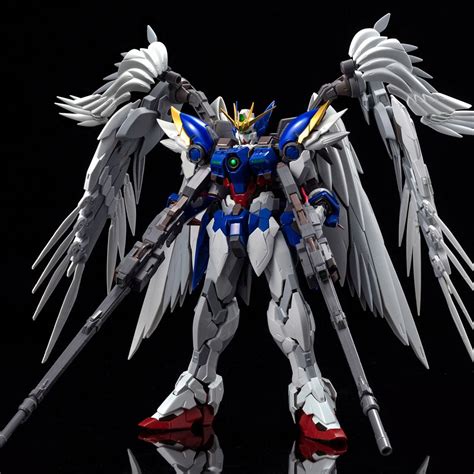 Bandai Hi-RM Wing Gundam Zero EW - Newtype