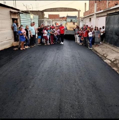 Más de 2700 toneladas de asfalto colocaron en Puerto La Cruz Últimas