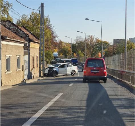 Bihor Autoaccidentare Pe Strada Ecaterina Teodoroiu Din Oradea