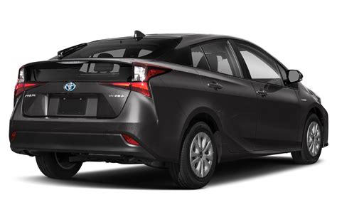 2020 Toyota Prius Specs Prices Mpg Reviews And Photos