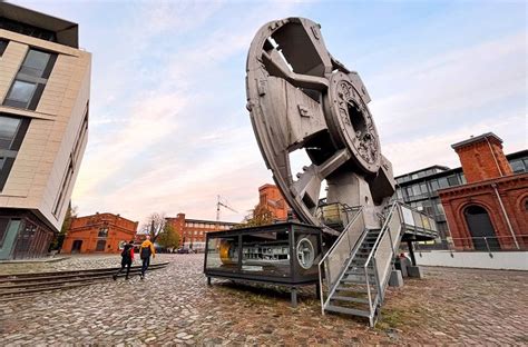 Ard History Der Elbtunnel Pionierwerk Und Staufalle Hubertus Meyer