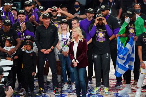 Photos: Lakers NBA Champions Celebration (10/11/20) Photo Gallery | NBA.com