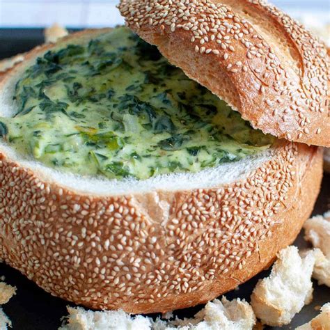 Creamy Spinach Cob Loaf Party Dip