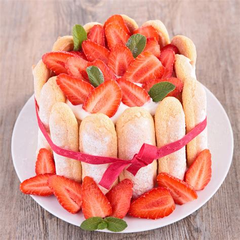 Strawberry Lady Finger Cake - Inspire Health Magazine