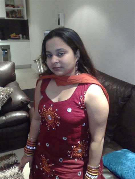 Worlds Best Girls Photos Collection Beautiful Aunty Photos