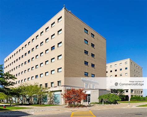 Beaumont Hospital Royal Oak Medical Building 3535 West 13 Mile Road