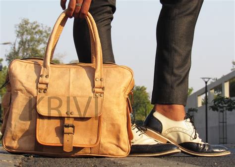 Pin By Rahul Soni On Leather Leather Bags Messenger Bag