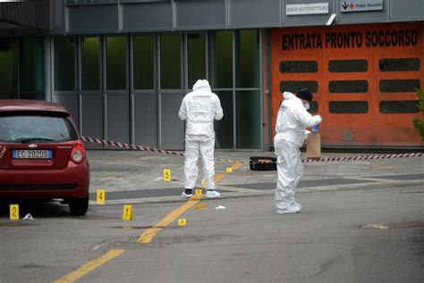 Milano Medico Aggredito Con Machete In Parcheggio San Donato