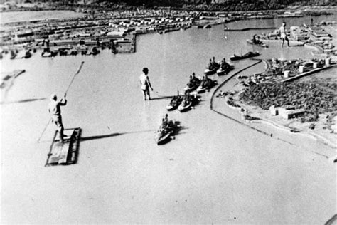 14 Rarely Seen Photos That Reveal The Horror Of The Attack On Pearl Harbor