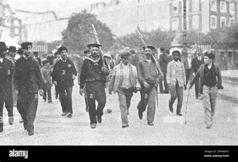 El arresto de un monárquico durante la revolución en Portugal Foto de