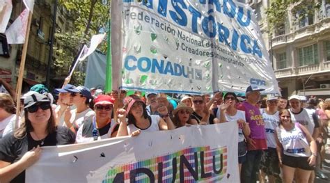 Paro Nacional contundente rechazo a la política de ajuste y entrega