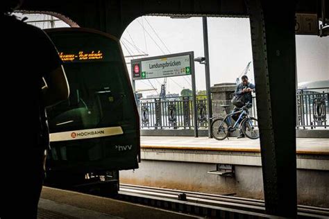 Hamburg Traffic Hvv Elevated Railroad Subway S Bahn Bus U Stations