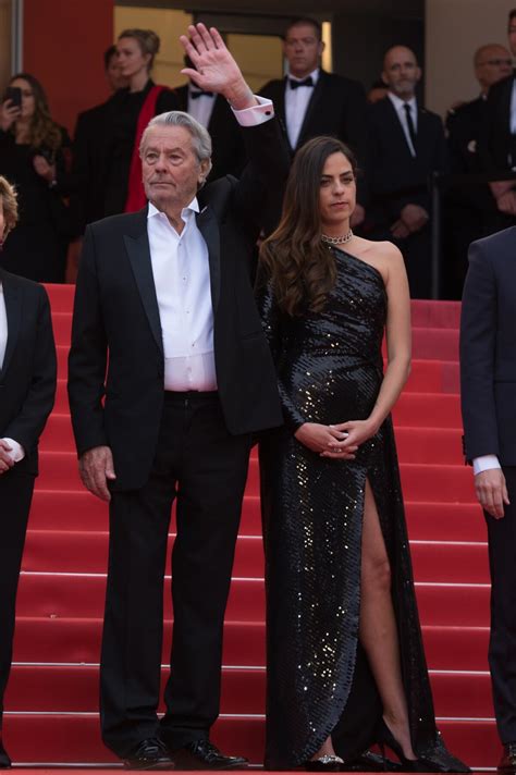 Photo Alain Delon Et Sa Fille Anouchka Mont E Des Marches Du Film