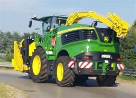 Pics John Deere S New 9000 Series Forager Breaks Cover Agriland Ie