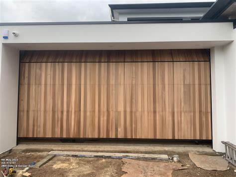 611. SPU42 clad in SCE 81x12 partially open - JMH Group