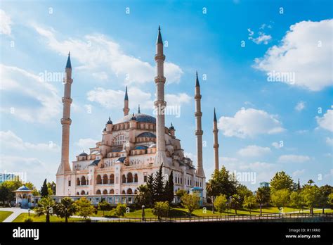 Turkey Adana Sabanci Central Mosque Stock Photo - Alamy