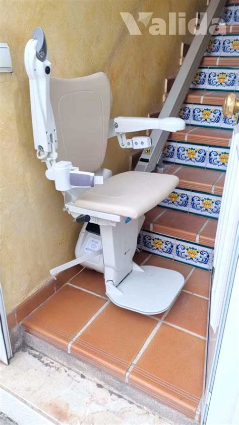 Silla sube escaleras ALIUM con guía plegable en Valencia