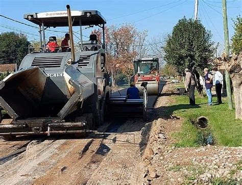 Continúan los trabajos de pavimentación bacheo estabilizado y