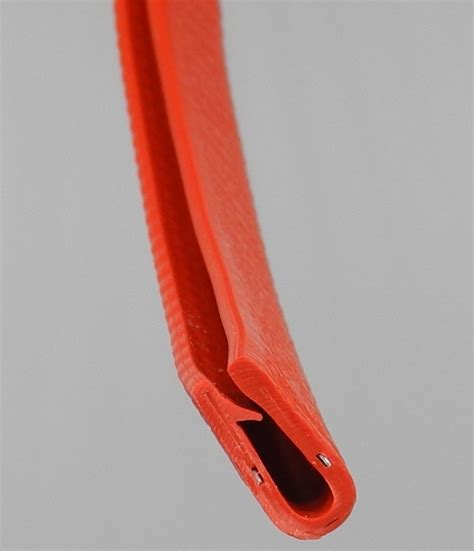 PVC Kantenschutzprofil mit Stahleinlage rot für 1 5 3mm Bleche