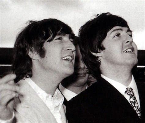 Lennon And Mccartney Love This They Look So Happy Lennon And