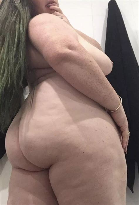 Side Boob And Booty Combo For Your Hump Day Nudes GWAustralia NUDE PICS ORG