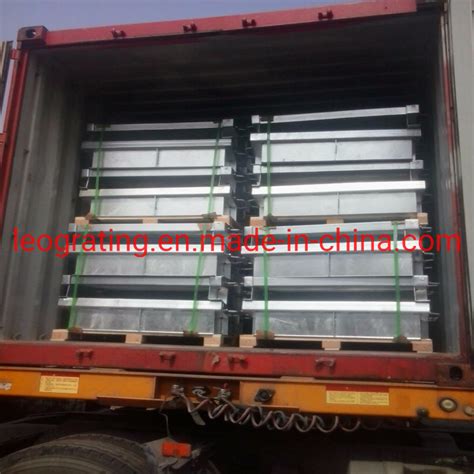 Drainage Steel Grating Hot DIP Galvanized Manhole Cover Gully Grate Trench Cover Single Square