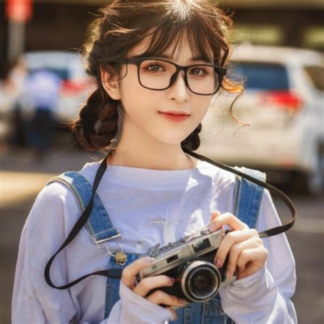 Stream Em Là Ai Remix Hot Trend Tiktok Dân Bay Plus by Dân Bay Plus Listen online for free