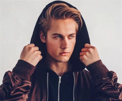 Neels Visser Biography Age Sister Net Worth Height Youtube