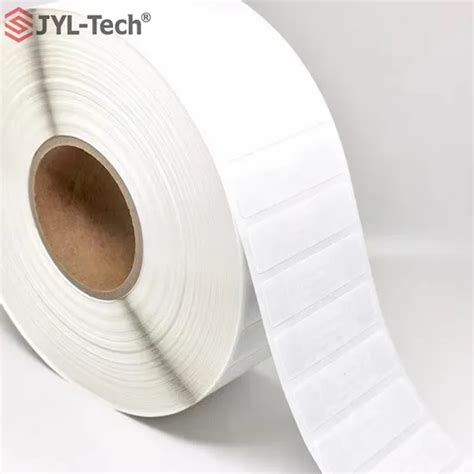 Eco Friendly RFID Clothing Tags UHF Long Range RFID Garment Apparel