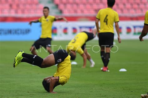 LATIHAN TIMNAS THAILAND ANTARA Foto