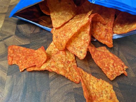 Review Doritos Flamin Hot Cool Ranch Tortilla Chips